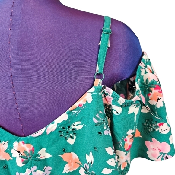 Torrid Green Floral Challis Embroidered Cold Shoulder Top Women's 2X Plus B102 - Picture 6 of 10